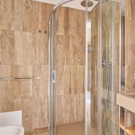 게스트하우스 Hortisallustio Luxury